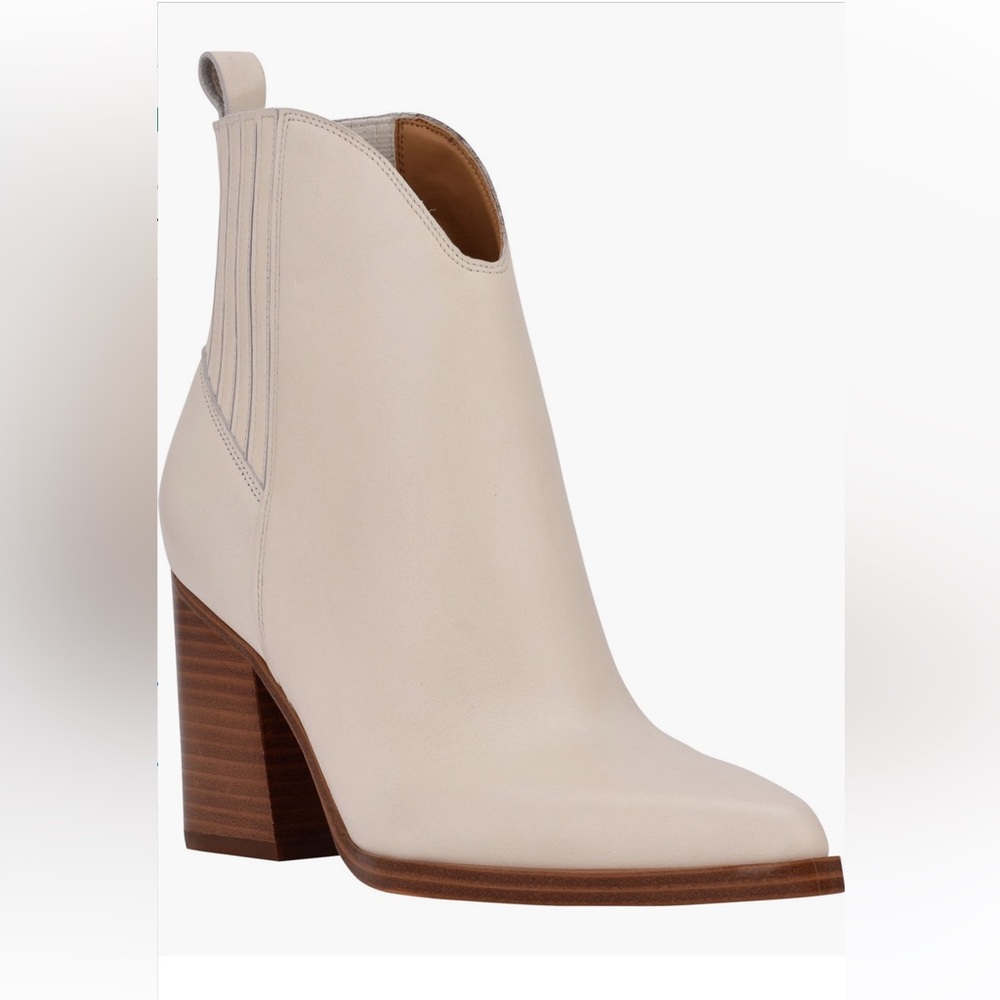 • MARC FISHER LTD OMMIE IVORY BLOCK HEEL BOOTIE •